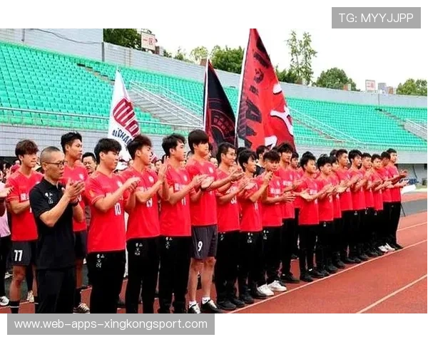 渝超璧山狼队热血出征 力争今晚首战战胜大足石刻队 渝超璧山狼队热血出征 力争今晚首战战胜大足石刻队
