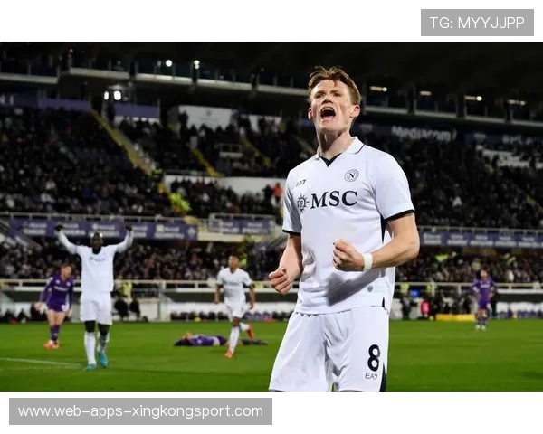 那不勒斯中场压制让比赛掌控在手中——从场上到数据的完美协同 那不勒斯中场压制让比赛掌控在手中——从场上到数据的完美协同