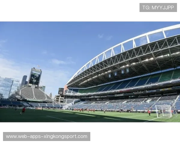 MLS西雅图前场传切灵活,整体推进非常顺畅