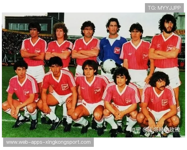 冠军球队举办球员家庭日活动增强团队凝聚力，家庭足球队