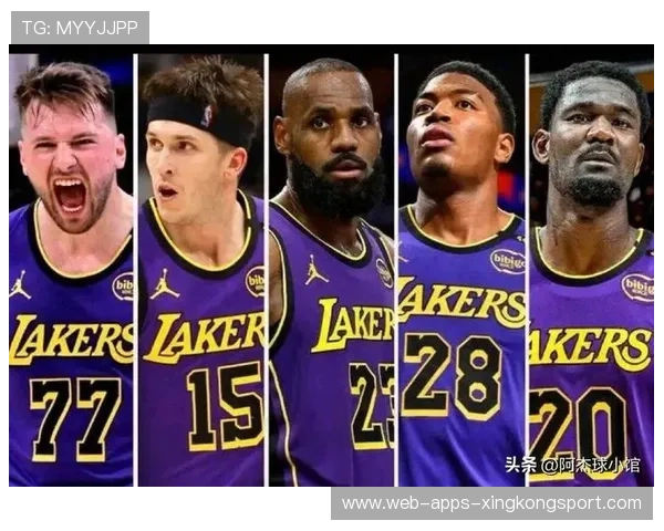 湖人内外线配合创造杀伤机会