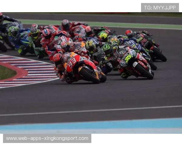 MotoGP战况惨烈,多车连环事故引红旗暂停 MotoGP战况惨烈,多车连环事故引红旗暂停