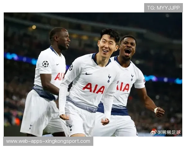 热刺围攻之下创造机会，库卢切夫斯基爆杆破门