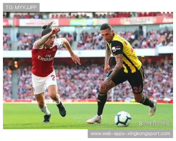 英超曼联防守反弹，末节防线稳住胜果